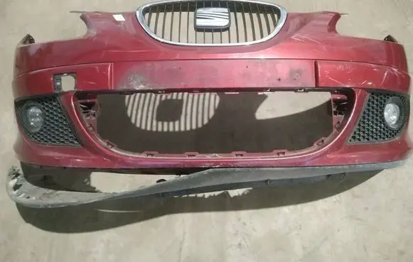 Seat Toledo III (5P) Front bumper raudonas