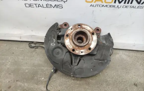 Peugeot 308 Front wheel hub