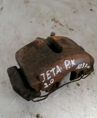Volkswagen Jetta V Front brake caliper