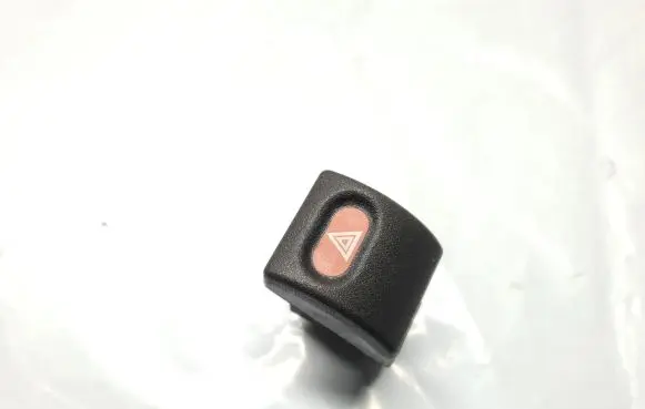 Opel Astra F Hazard light switch 90347821
