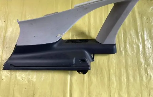 Mercedes-Benz B W245 (C) pillar trim A1696900753 A1696900353