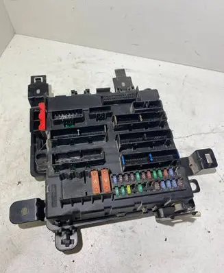 Saab 9-3 Ver2 Fuse module 12764436 02436756