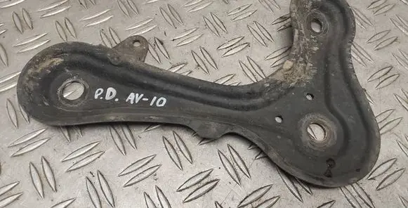 Toyota Avensis T270 Other front suspension part 