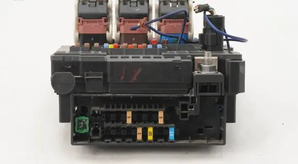 Peugeot 508 Fuse module 9674922080