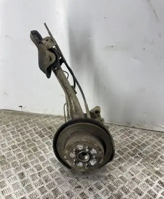 Subaru Legacy Rear wheel hub spindle/knuckle 