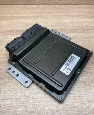 Nissan Almera N16 Engine control unit/module ECU MEC35260B1
