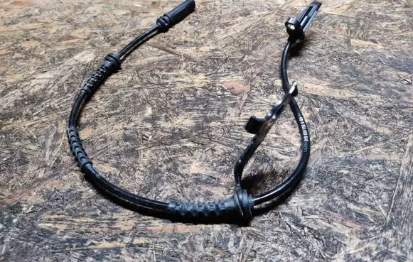 BMW 2 F45 ABS rear brake sensor 6858466