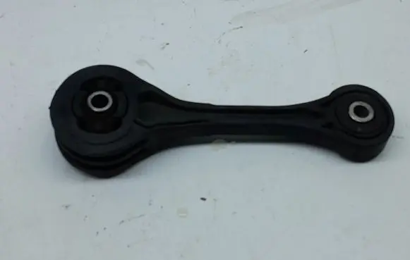 Subaru XV I Engine mount bracket 1F6C0402