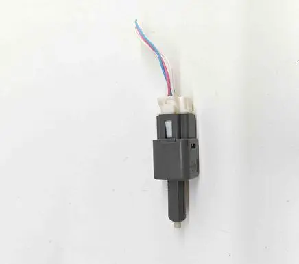 Nissan Leaf II (ZE1) Brake pedal sensor switch 253203NA1B