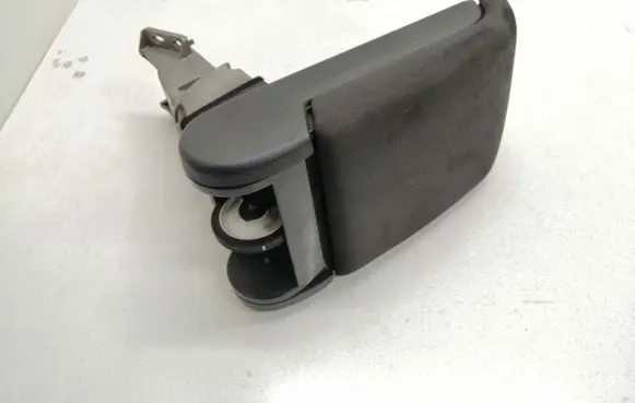 Opel Vectra C Armrest 13173082 1075410