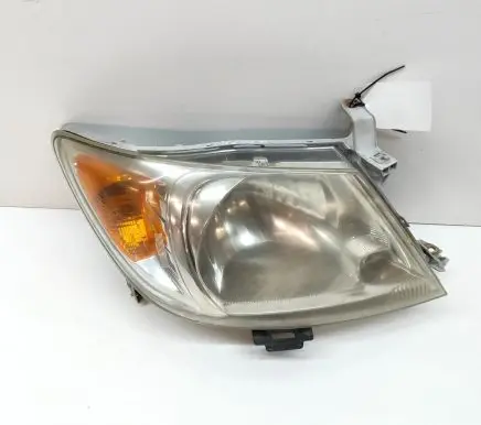 Toyota Hilux (AN10, AN20, AN30) Headlight/headlamp 811100K080