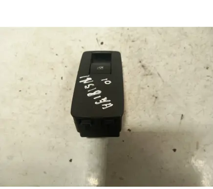 Opel Insignia A Electric window control switch 13222231