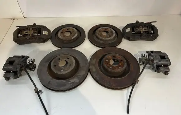 Ford Mustang VI Brake discs and calipers set JR3C2010CB JR3C2011CB