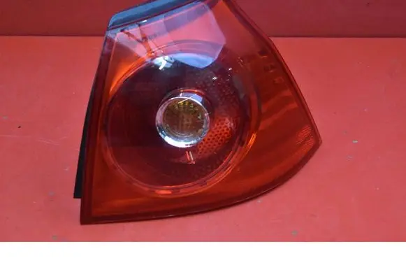 Volkswagen Golf V Rear/tail lights 0000