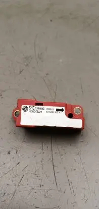 Volkswagen Golf IV Airbag deployment crash/impact sensor 1J0909606D 13000616 0230CD479ULY