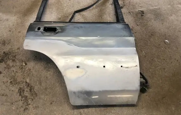 Mitsubishi Pajero Pinin Rear door
