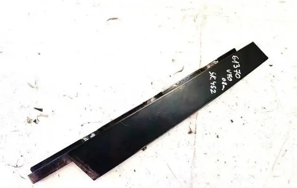 Volvo V70 Other front door trim element