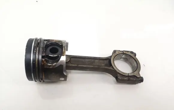 Renault Kangoo II Piston with connecting rod