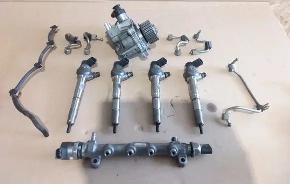 Fuel injectors set