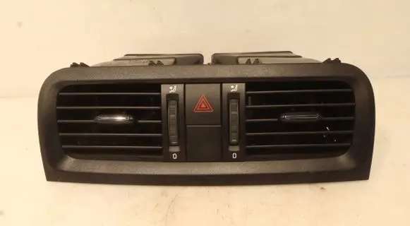 Skoda Fabia Mk2 (5J) Dashboard air vent grill cover trim 5J0820951H