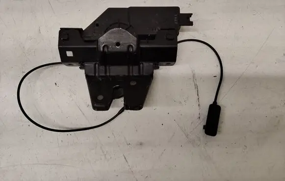 BMW 1 E81 E87 Loading door lock 7840617