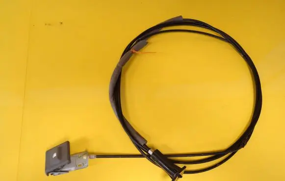 Hyundai Terracan Fuel cap flap release cable 