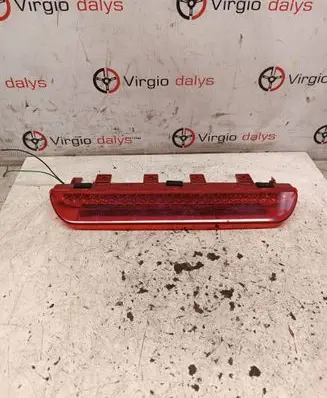 KIA Sportage Third/center stoplight E96252 S302