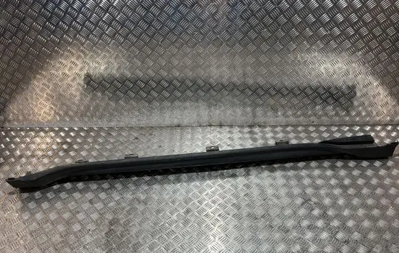Honda HR-V Front sill (body part) DG21259
