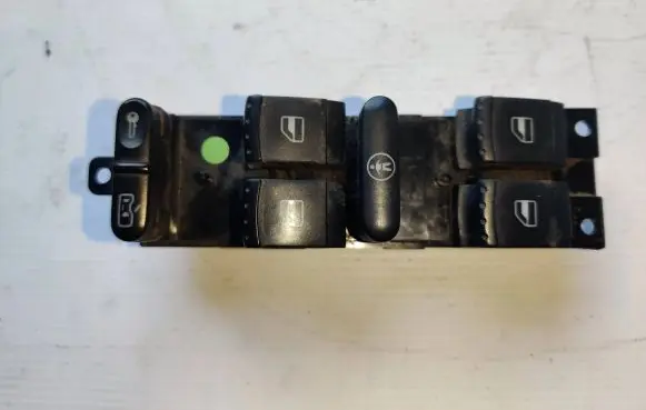 Skoda Octavia Mk1 (1U) Electric window control switch 1j4959857a