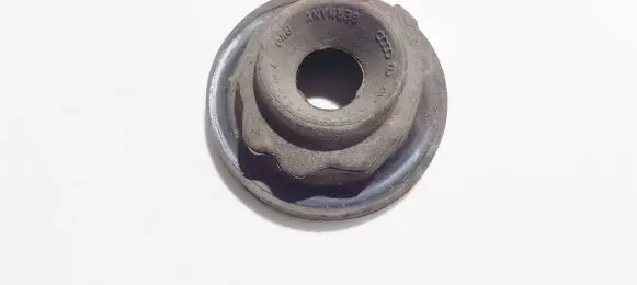 Volkswagen Bora Front coil spring rubber mount 1j0512149b