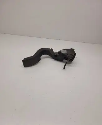 Audi A4 S4 B5 8D Accelerator throttle pedal 8D1721523F 6PV00837603