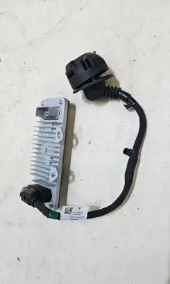 Tesla Model X Tow bar relay 1764896-99-D