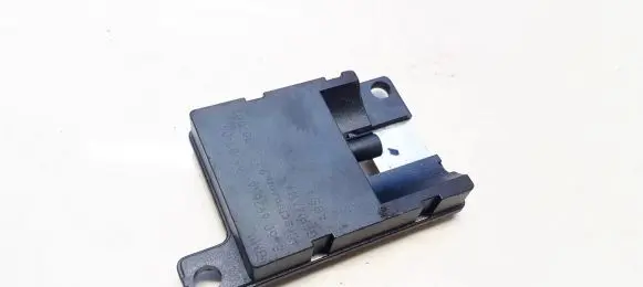 BMW 3 E46 Antenna control unit 8450692846101 84506928461-01