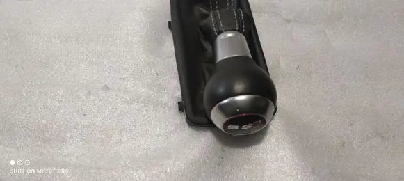 Audi S5 Gear shifter/selector 8K1713139AA 8K1713139