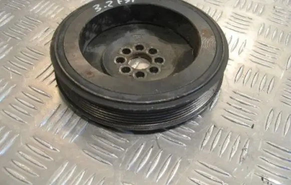 Audi A6 S6 C6 4F Crankshaft pulley