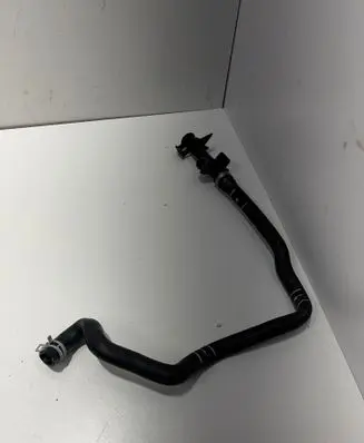 BMW 5 G60 G61 Engine coolant pipe/hose 8846464