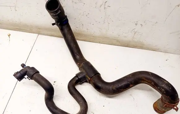 Peugeot 307 Engine coolant pipe/hose 