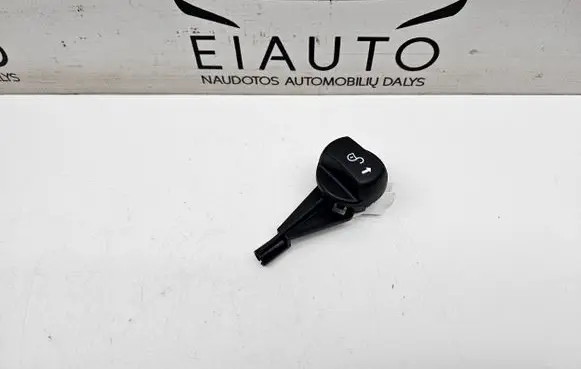 Jaguar XE Steering wheel adjustment handle/lever 