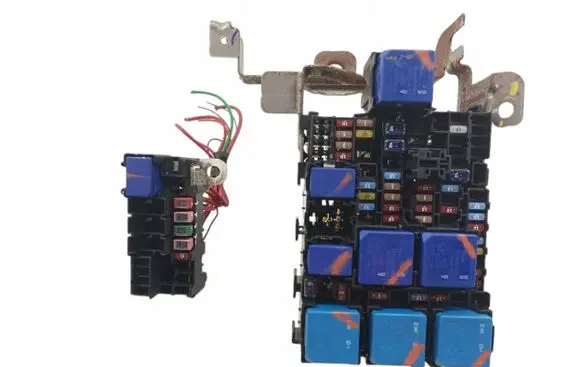 Dacia Sandero III Fuse box set