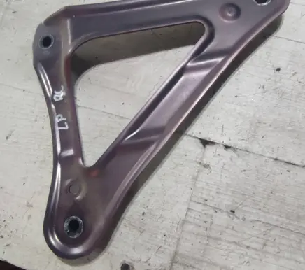 Lexus RC Fender mounting bracket PPEC