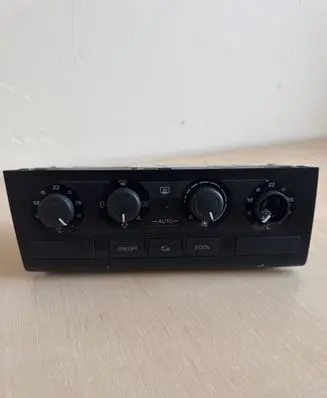 Audi A6 S6 C6 4F Climate control unit 4F1820043