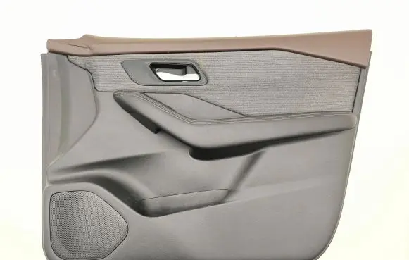 Nissan Rogue Front door card panel trim 809766RR001