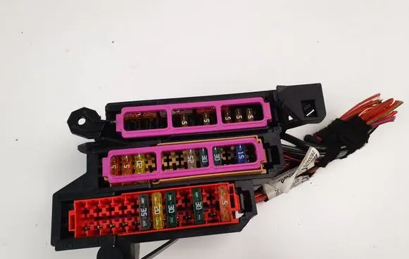 Audi A5 Sportback 8TA Fuse module