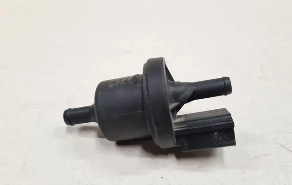 Volkswagen Polo Valve vacuum 0280142345 6Q0906517