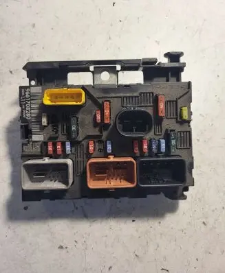 Peugeot 307 BSM Control unit 9661708280