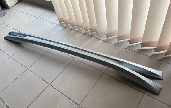 Renault Clio III Roof bar rail 8200628974 8200718695