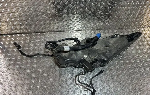 Volkswagen Golf VII AdBlue liquid reservoir 5Q0131877R