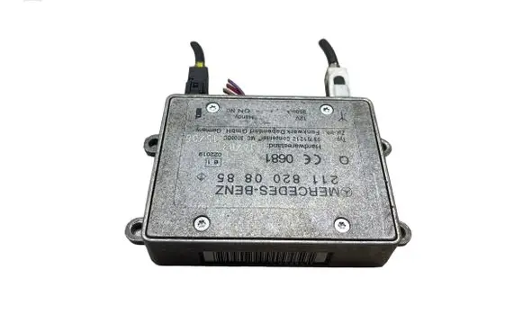 Mercedes-Benz C W203 Bluetooth antenna 2118200885 K5417