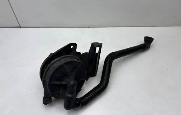 Audi A4 S4 B6 8E 8H Secondary air pump 8E0906613D 06A959253B 8E0906615B