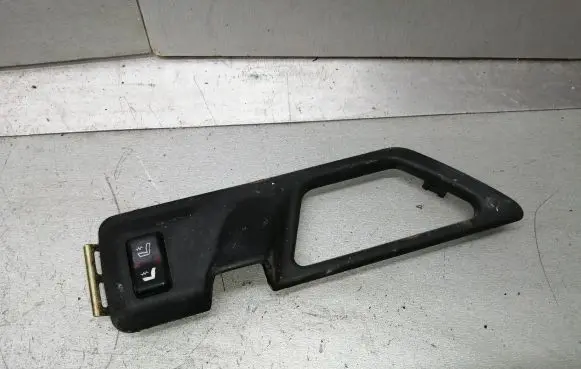 Mercedes-Benz E W124 Rear door interior handle trim SWF501124 1248200310